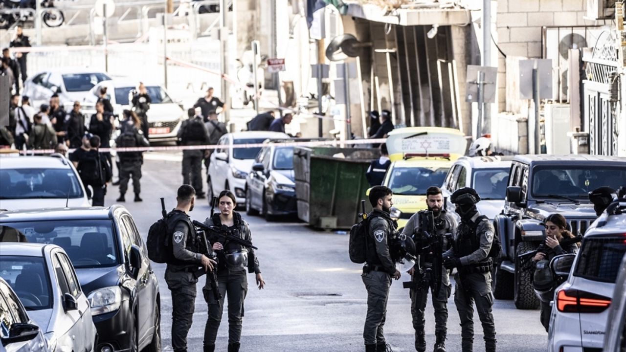 İşgal altındaki Doğu Kudüs’te bıçaklı saldırı sonucu 2 İsrail polisi yaralandı