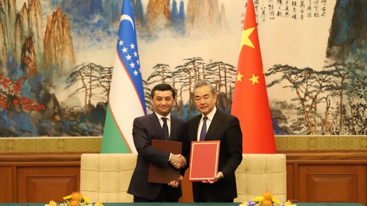 Özbekistan ve Çin dışişleri bakanlarının ilk stratejik diyalog toplantısı yapıldı