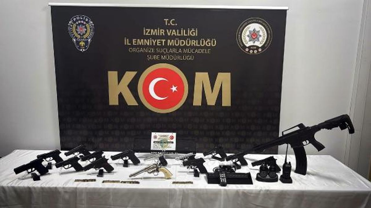 İzmir merkezli 2 suç örgütüne operasyon: 28 gözaltı