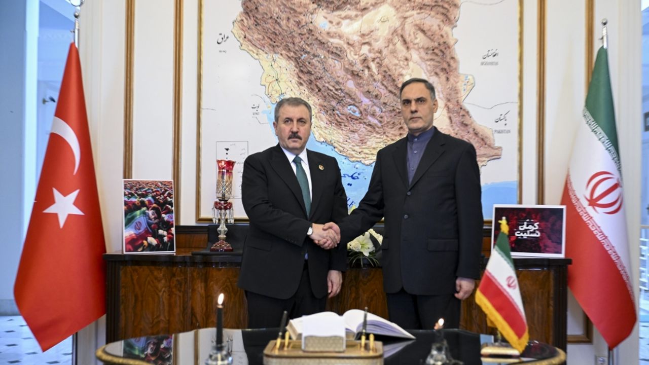 BBP Genel Başkanı Destici'den İran'ın Ankara Büyükelçiliğini ziyaret