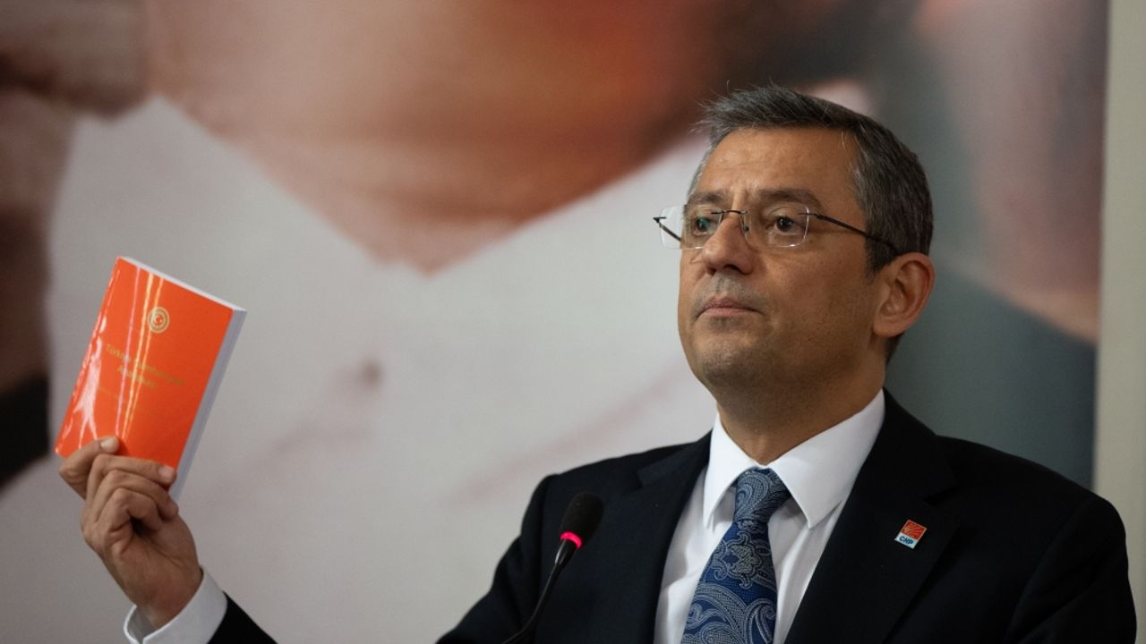 CHP Genel Başkanı Özel'den miting çağrısı