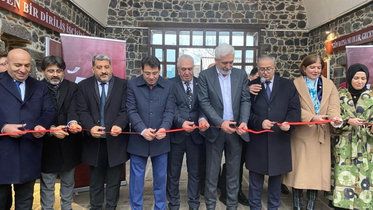 Diyarbakır'da Sezai Karakoç Kültür ve Edebiyat Evi'nin açılışı yapıldı