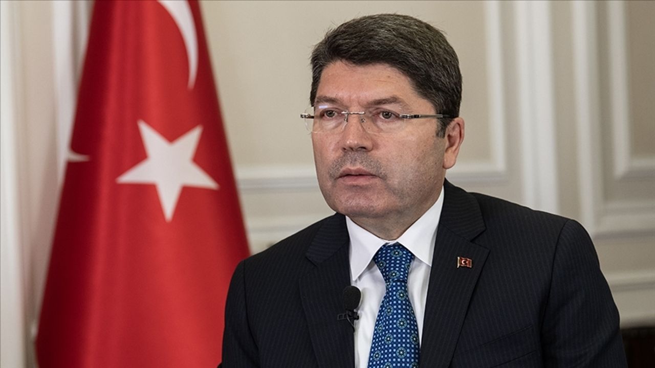 Bakanı Tunç açıkladı; bıçaklı saldırgan gözaltına alındı