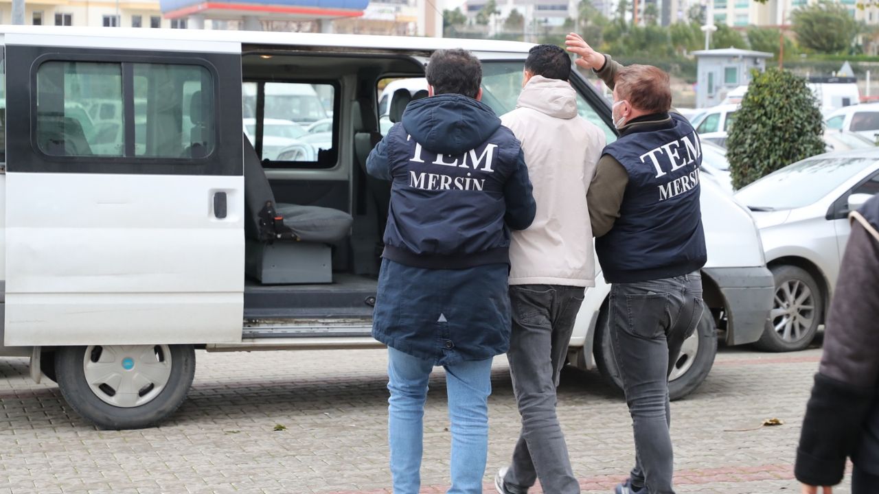 Mersin'de DEAŞ operasyonunda 2 tutuklama