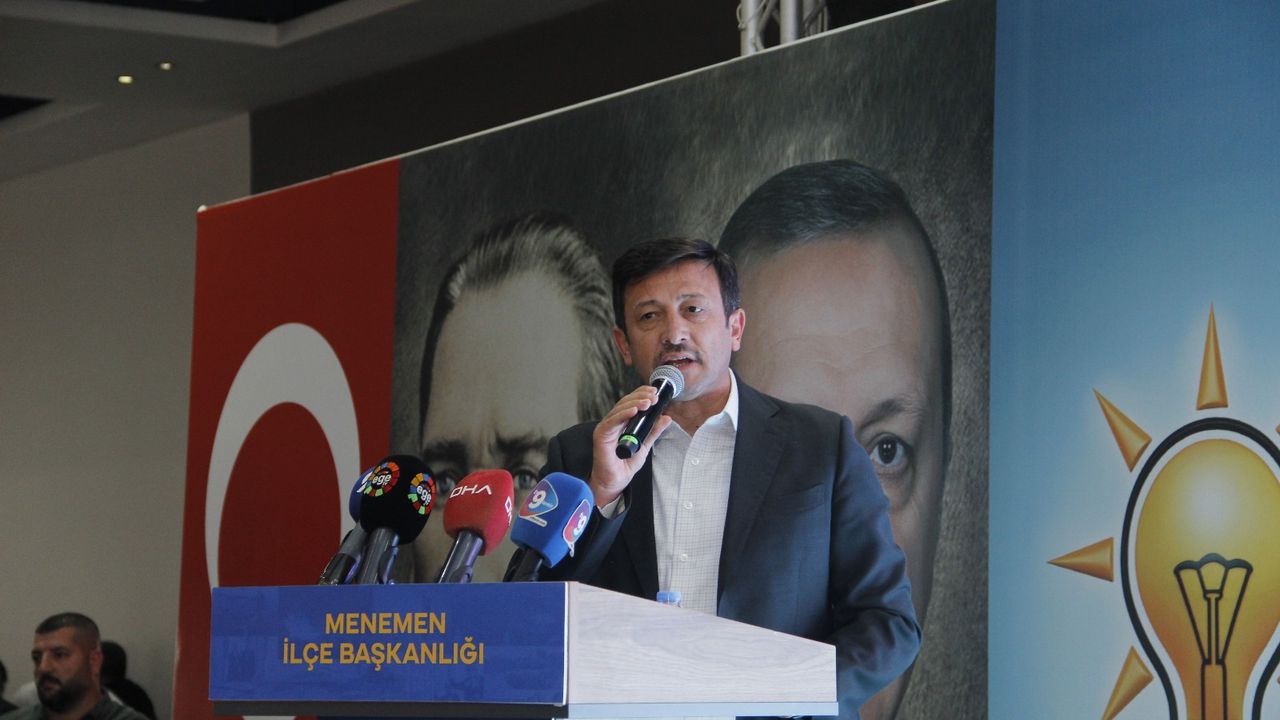 Hamza Dağ'dan CHP'ye 'şımarık' eleştirisi - Haber Ekspres- İzmir Haberleri-  Son Dakika Haberleri