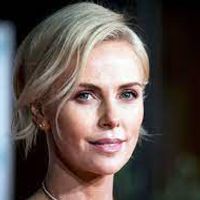 Charlize Theron kimdir?