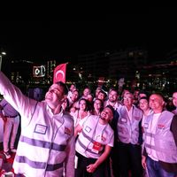 GÜNCEL