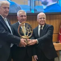 GÜNCEL