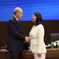 GÜNCEL