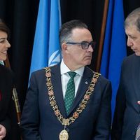 GÜNCEL