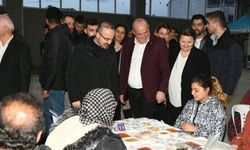 AK Parti Grup Başkanvekili Bülent Turan, Lapseki'de iftara katıldı: