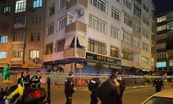 İstanbul'da 6 katlı bina, kolonlarındaki çatlaklardan dolayı boşaltıldı