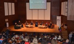 İzmir'de kadınlar “Eşitlikçi Politikalar Zirvesi”nde buluştu