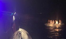 İzmir açıklarında 51 düzensiz göçmen kurtarıldı