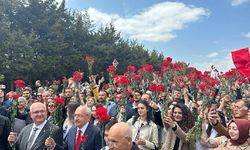 Kılıçdaroğlu, Anıtkabir'i ziyaret etti