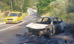 Muğla'da seyir halindeki otomobil yandı