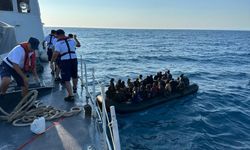 Yunanistan'ın geri ittiği 41 düzensiz göçmen kurtarıldı