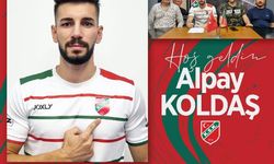 Karşıyaka'da Alpay geldi, Adem Büyük sırada