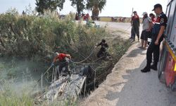 Mersin'de sulama kanalına devrilen cipin sürücüsü öldü