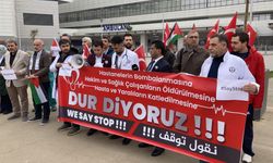 Gaziantep'te, İsrail'in saldırıları sağlıkçılar tarafından protesto edildi