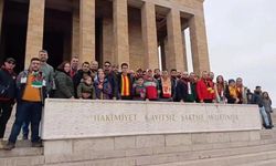 İzmir'in ezeli rakipleri Anıtkabir'de buluştu