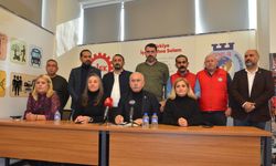 İzmir'de on binlerce işçi asgari ücret için meydana inecek
