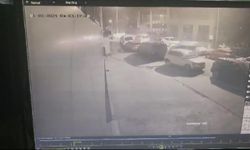 Eyüpsultan'da polise ateş açan şüphelilerin kaçışı kamerada  