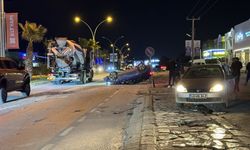 Bodrum'da ciple otomobilin karıştığı kazada 3 kişi yaralandı