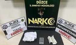 Düzce'de uyuşturucuyla yakalanan 2 zanlı tutuklandı