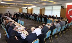 İzmir Büyükşehir Belediye Başkan adayı Dağ, Cumhur İttifakı adaylarıyla bir araya geldi
