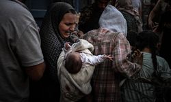 Gazze'de ölü saysı 25 bini geçti; her saatte 2 anne öldürülüyor