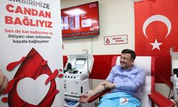 AK Parti İzmir Büyükşehir Belediye Başkan adayı Hamza Dağ, seçim çalışmlarını sürdürüyor
