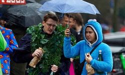 Almanya'da "Kadınlar Karnavalı"na yüz binlerce kişi katıldı
