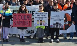 İzmir'de kamuda çalışan taşeron ve sözleşmeli işçiler kadro istedi