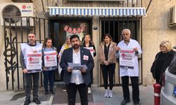 İzmir'de Aile hekimleri vergi adalet için süresiz eylem başlattı