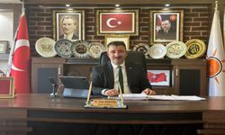 AK Partili Başdaş’tan Başkan Mutlu'ya Çağrı | 'Borç Pankartını Asın'