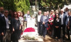 İzmir'de Gazetecilik Camiası Aytaç Sefiloğlu'nu Unutmadı