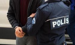 İzmir'de Firari Hükümlüler Yakalandı | Çeşitli Suçlardan Aranan 4 Şüpheli Tutuklandı
