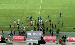 TFF 2. Lig'de Şaşırtıcı Gelişme | Vanspor FK, Bursaspor Maçında Sahadan Çekildi