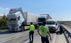 Afyonkarahisar'daki zincirleme trafik kazasında 6 kişi yaralandı