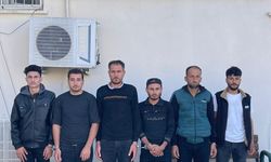Hatay'da 6 düzensiz göçmen yakalandı, 3 göçmen kaçakçısı tutuklandı