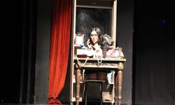 Konya'da uluslararası tiyatro festivalinde "Kadınım" oyunu sahnelendi