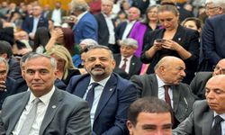 CHP İzmir Ankara'da |  Özgür Özel'e "Özel" tebrik