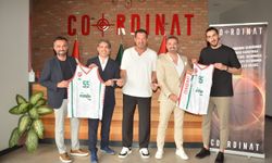 Coordinat Yapı, Pınar Karşıyaka'nın yeni forma sponsoru oldu