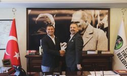 CHP İzmir İl Başkanı Aslanoğlu | "İlçe Ziyaretleri İktidar Yolculuğunun İlk Adımları"