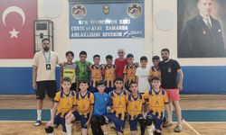 Afyon Gençlik ve Spor Kulübü Hentbol Takımı Türkiye'nin ilk 8 takımı arasına girdi