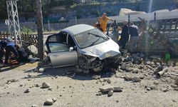 Afyonkarahisar'da trafik kazasında 2 kişi yaralandı