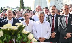 Ahmet Nur Çebi'nin babası Yaşar Kaptan Çebi son yolculuğuna uğurlandı