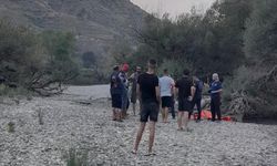 Antalya'da yüzmek için ırmağa giren kişi boğuldu