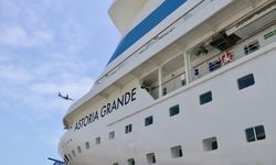 "Astoria Grande" kruvaziyeri bu yıl 10'uncu kez Trabzon Limanı'na geldi